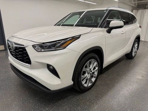 Certified 2020 Toyota Highlander Limited image 5