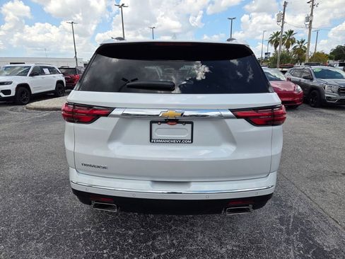 Used 2023 Chevrolet Traverse High Country FWD image 15