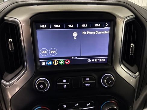 Used 2020 Chevrolet Silverado 1500 RST AWD/4WD image 25