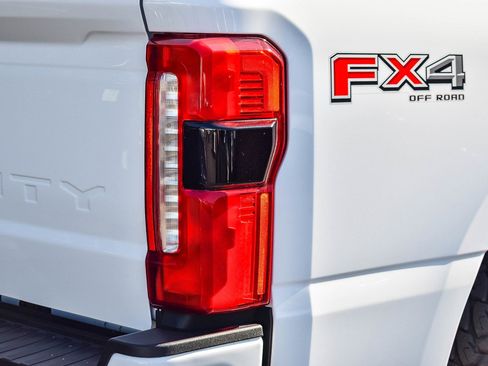 Used 2024 Ford F350 Lariat w/ Lariat Ultimate Package image 7