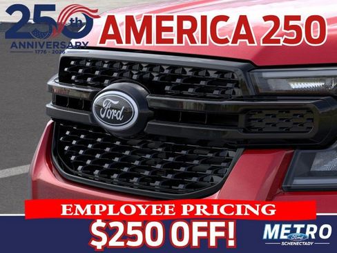 New 2025 Ford Ranger XLT w/ Black Appearance Package AWD/4WD image 17