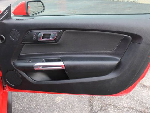 Used 2020 Ford Mustang Premium image 16