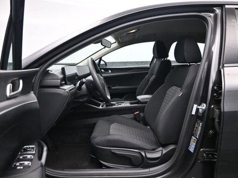 Used 2025 Kia K5 LXS FWD image 24