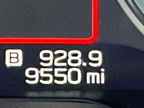 Used 2025 Subaru Forester Premium AWD/4WD image 22