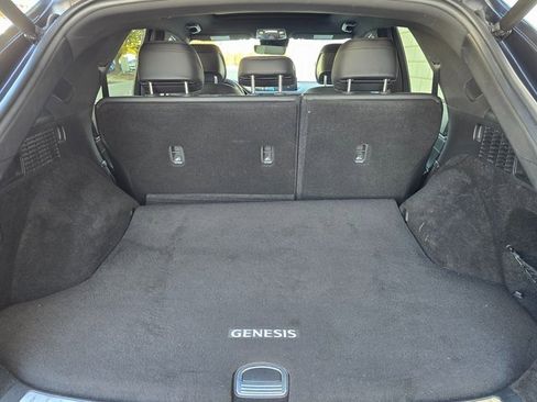 Used 2023 Genesis GV70 2.5T w/ Sport Prestige Package image 41