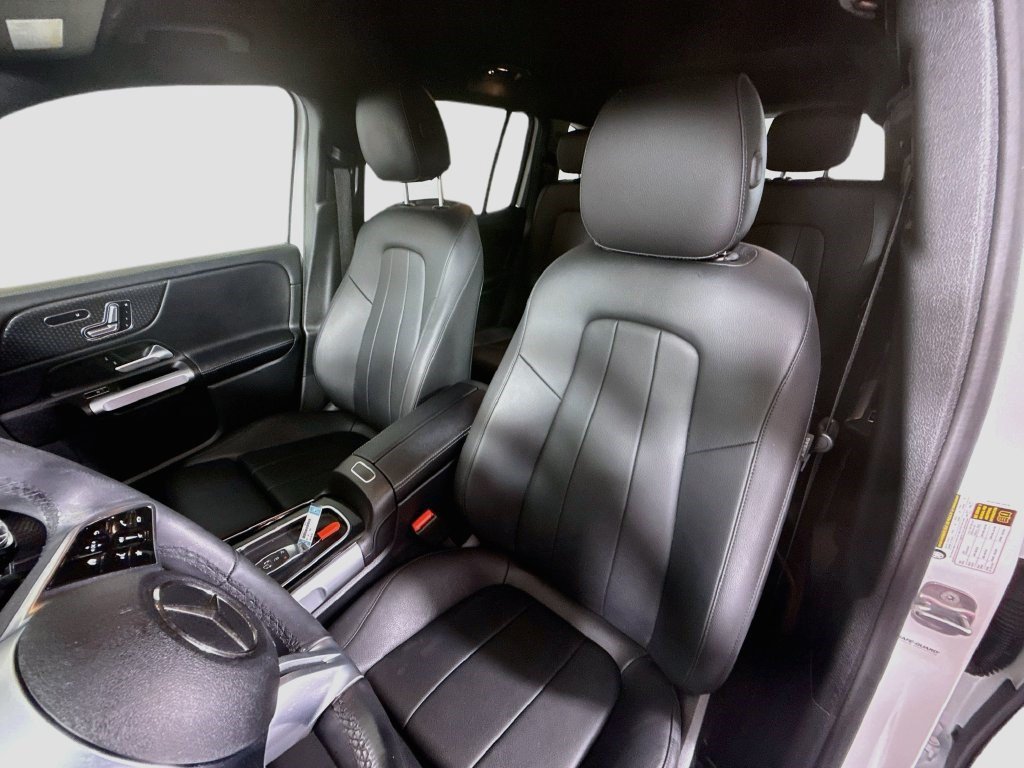 Used 2024 Mercedes-Benz GLB 250 image 20