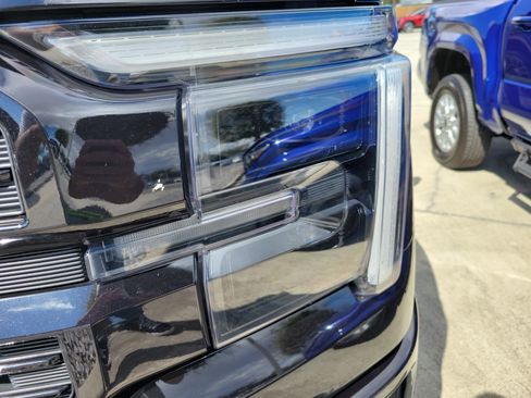 Used 2025 Ford F150 Platinum w/ Equipment Group 702A High image 7