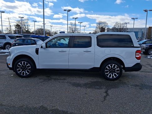 Used 2022 Ford Maverick Lariat w/ Lariat Luxury Package image 6