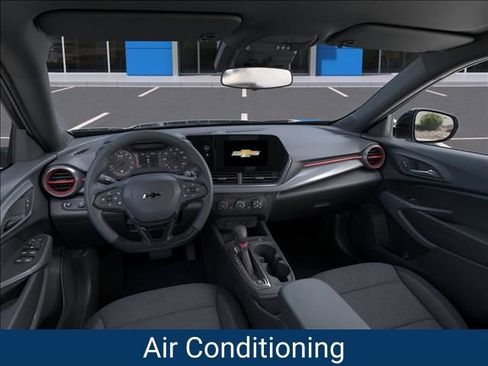 New 2026 Chevrolet Trax RS FWD image 17