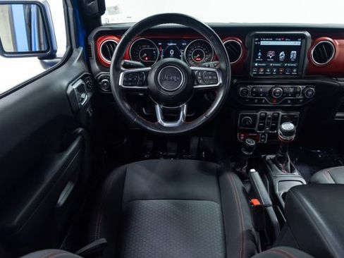 Used 2023 Jeep Wrangler Unlimited Rubicon w/ LED Lighting Group AWD/4WD image 3
