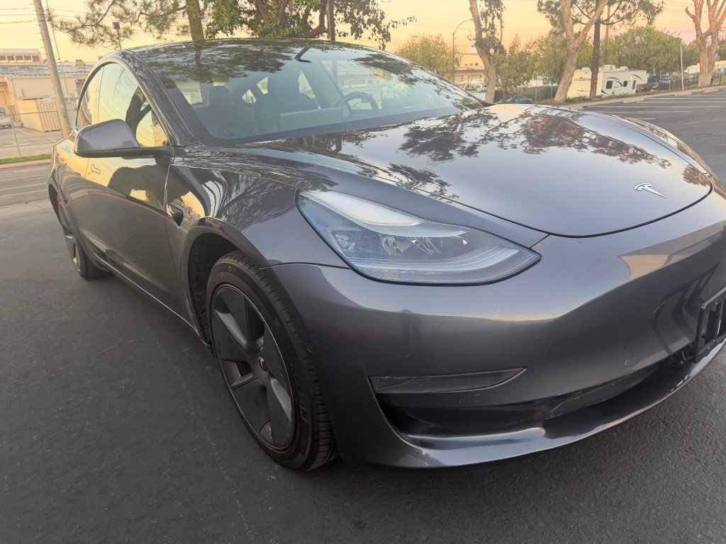 Used 2021 Tesla Model 3 Standard Range RWD image 7