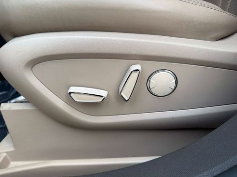Used 2022 Lincoln Nautilus Reserve w/ Luxury Package FWD image 22