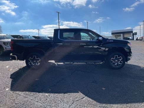 Used 2022 Chevrolet Silverado 1500 LTZ w/ Technology Package image 6
