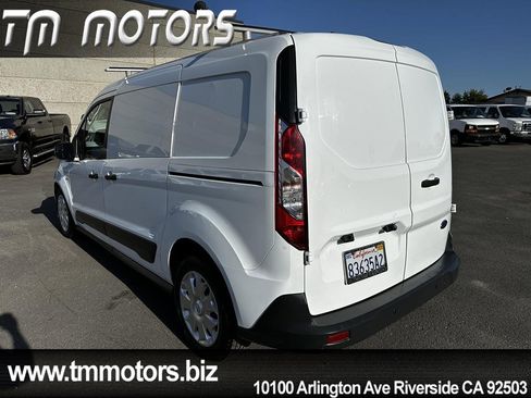 Used 2016 Ford Transit Connect XLT FWD image 4