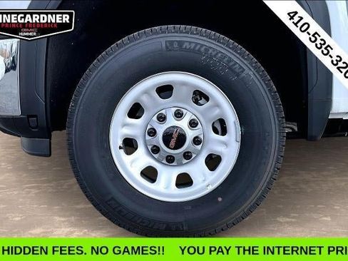 New 2025 GMC Sierra 3500 Pro w/ Snow Plow Prep/Camper Package AWD/4WD image 10