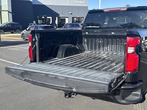 Used 2021 Chevrolet Silverado 1500 Custom AWD/4WD image 19