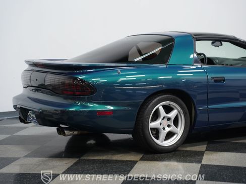Used 1997 Pontiac Firebird Formula RWD image 27