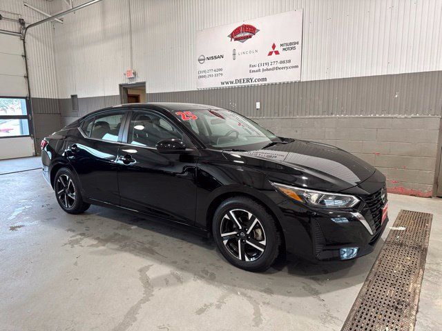 Used 2025 Nissan Sentra SV FWD image 2