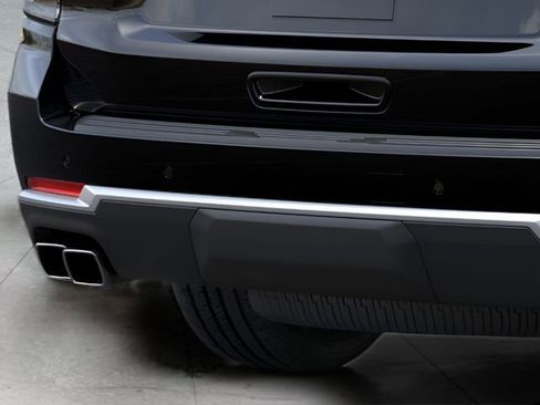 New 2026 Chevrolet Suburban High Country image 14