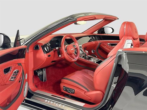 Used 2022 Bentley Continental GT Speed image 13