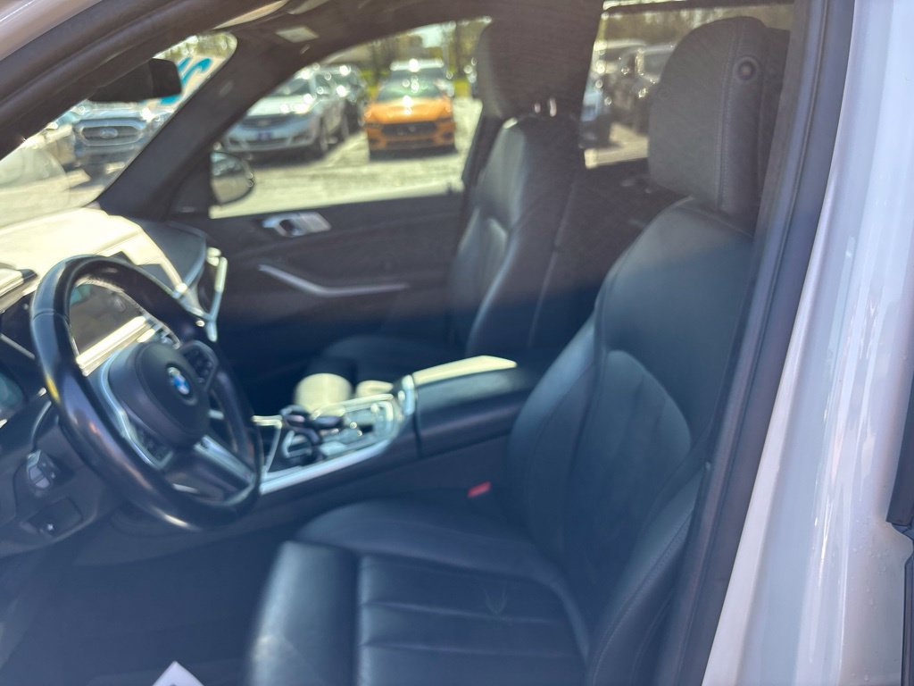 Used 2021 BMW X7 M50i w/ Cold Weather Package AWD/4WD image 26
