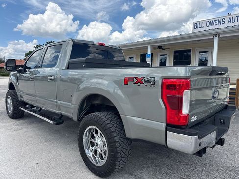 Used 2019 Ford F250 Lariat w/ Lariat Ultimate Package AWD/4WD image 3