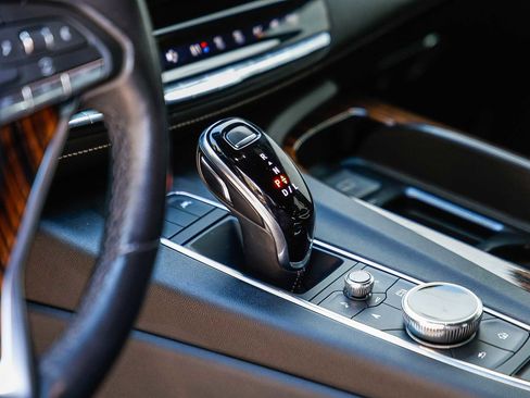 Used 2022 Cadillac Escalade ESV Luxury image 19