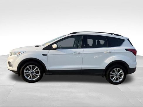 Used 2019 Ford Escape SEL AWD/4WD image 2
