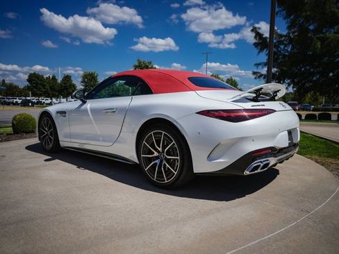 Certified 2023 Mercedes-Benz SL 55 AMG 4MATIC w/ Driver Assistance Package image 11