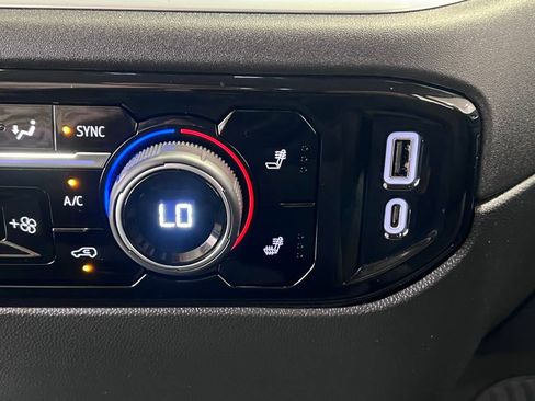 Used 2022 Chevrolet Silverado 1500 LT image 31