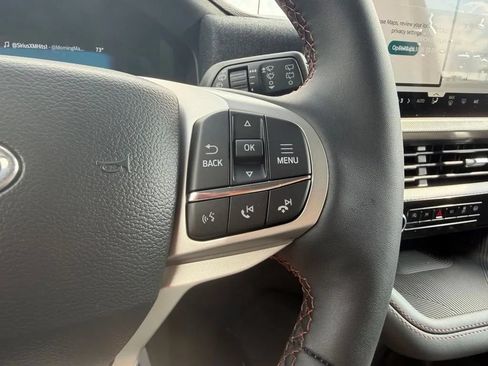 New 2026 Ford Explorer Active w/ Active Comfort Package AWD/4WD image 17