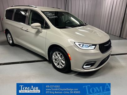 Used 2021 Chrysler Pacifica Touring-L