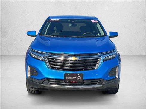 Used 2024 Chevrolet Equinox LT image 2