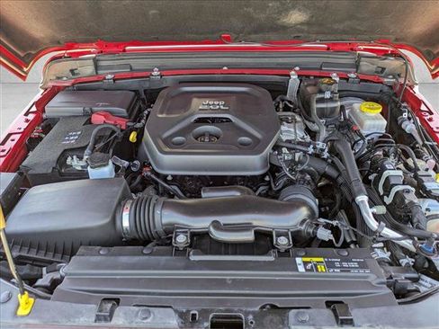 Used 2020 Jeep Wrangler Unlimited Sahara AWD/4WD image 21