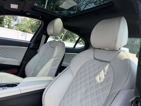 Used 2023 Genesis G70 3.3T w/ Sport Prestige Package AWD/4WD image 16