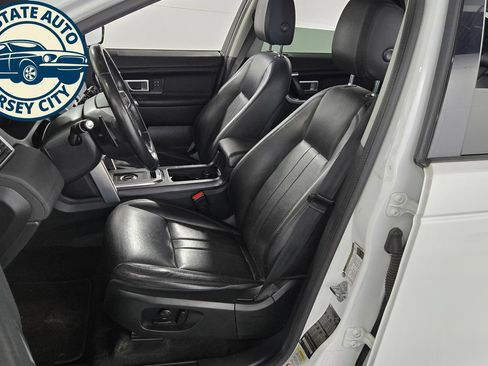 Used 2019 Land Rover Discovery Sport HSE AWD/4WD image 25