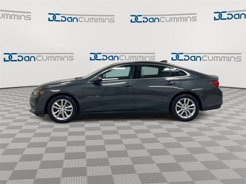 Used 2017 Chevrolet Malibu LT w/ Leather Package image 5