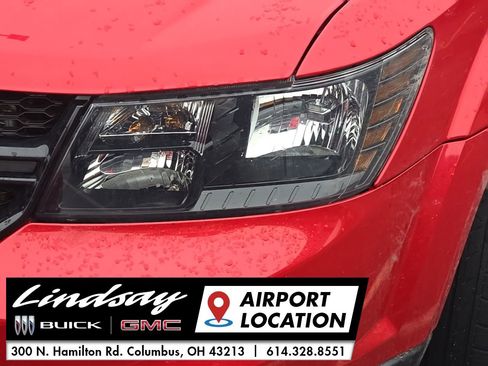 Used 2018 Dodge Journey Crossroad image 2
