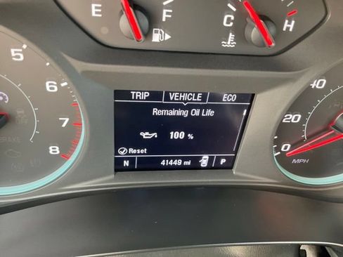 Used 2024 Chevrolet Malibu LT FWD image 14