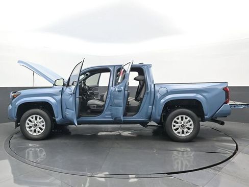 New 2026 Toyota Tacoma SR5 image 31