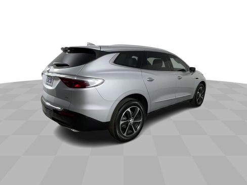 Used 2022 Buick Enclave Essence w/ Sport Touring Edition image 8