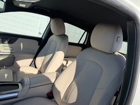 Used 2024 Mercedes-Benz GLA 250 image 16