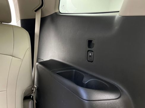 Used 2018 Buick Enclave Premium image 33