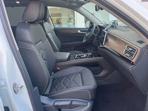 New 2026 Volkswagen Atlas SE FWD image 33