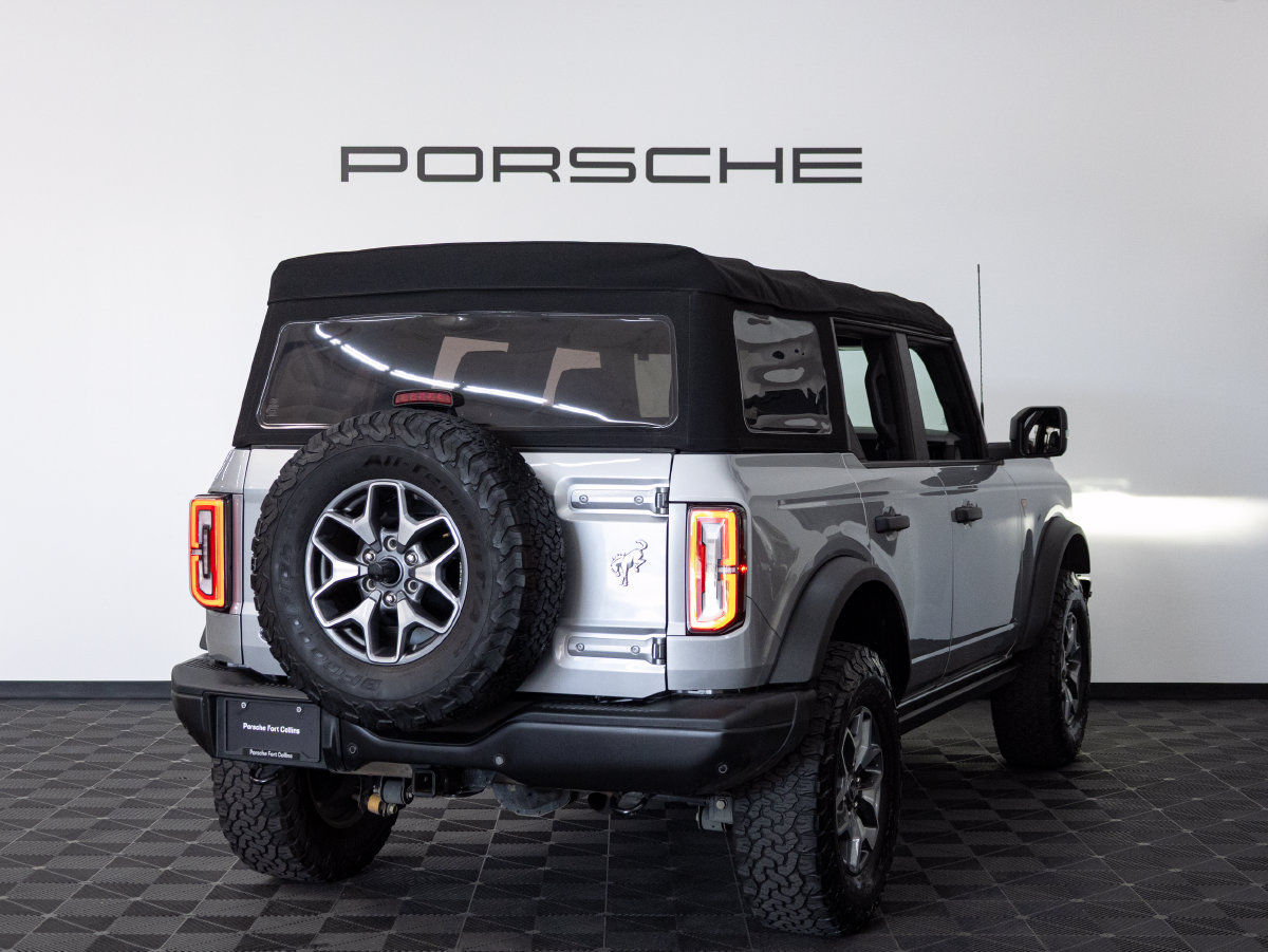 Used 2022 Ford Bronco Badlands AWD/4WD image 6