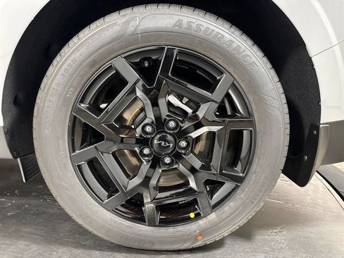 New 2026 Kia Carnival SX Prestige FWD image 12