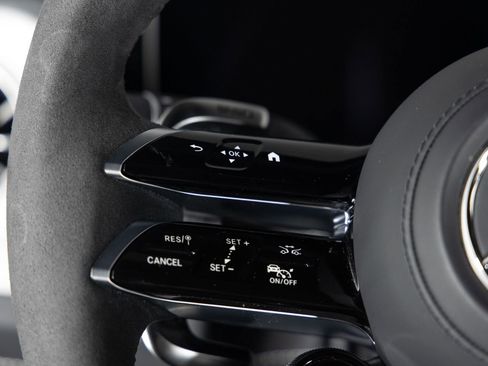 Used 2025 Mercedes-Benz G 63 AMG 4MATIC image 34