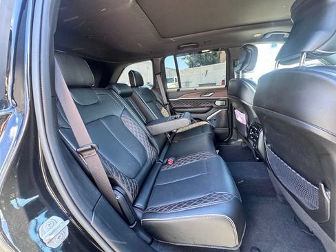 Used 2023 Jeep Grand Cherokee Summit w/ Luxury Tech Group V AWD/4WD image 21