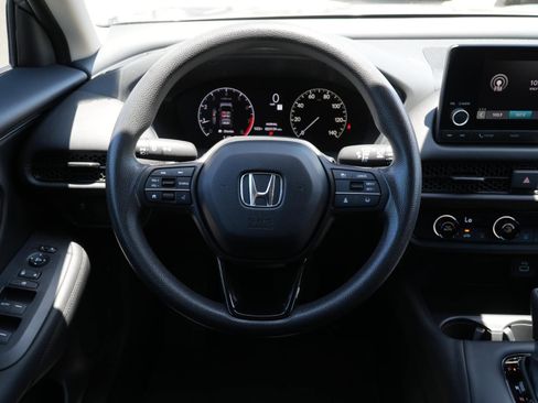 Used 2024 Honda HR-V LX image 20