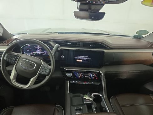 Certified 2024 GMC Sierra 2500 Denali w/ Denali Reserve Package AWD/4WD image 13